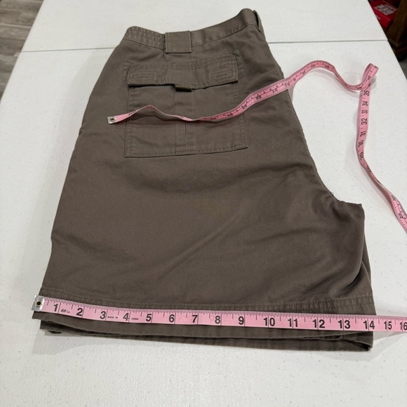 Roundtree & Yorke Cargo Shorts Side Elastic Waist Pockets Cotton Men’s Size 44 - Picture 7 of 9